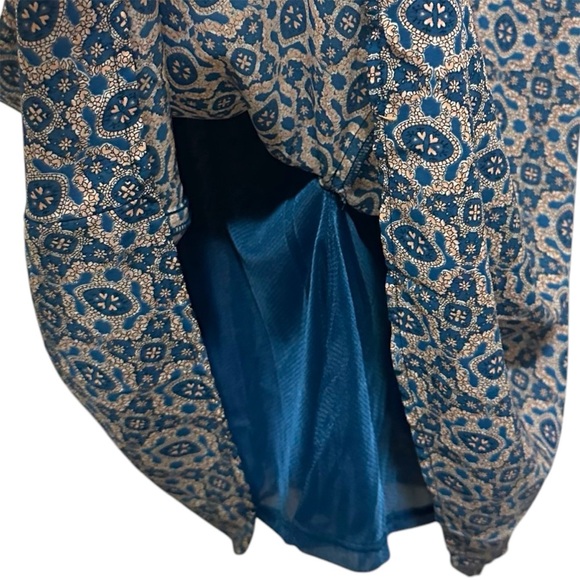 LUSH Blue/Peach Baroque Print Fit N Flare Mini Dress Sz XS Silky - Picture 8 of 10